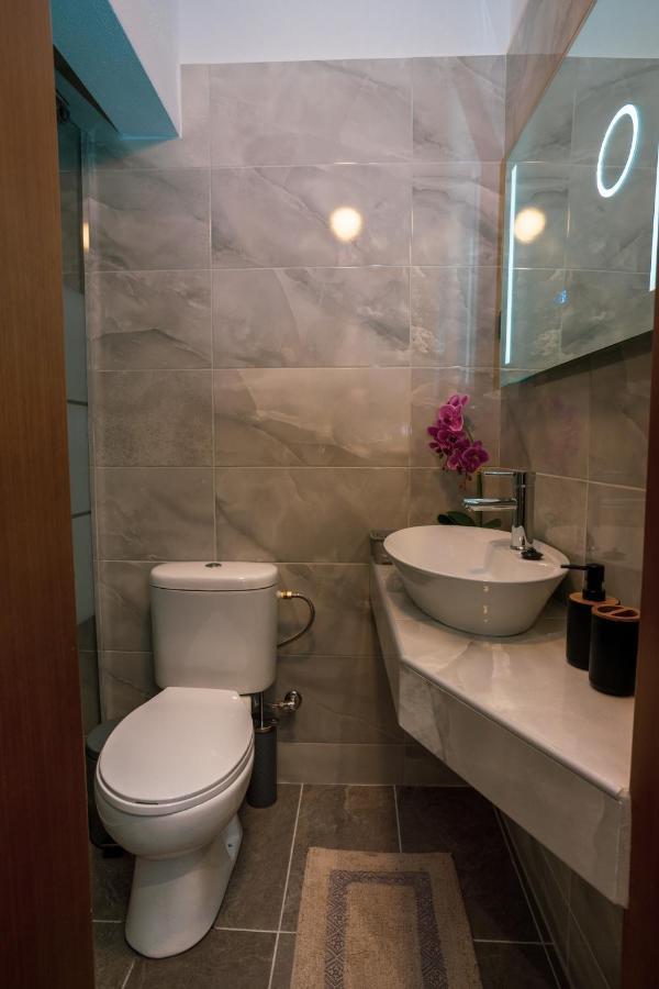 Seashell Luxury Apartment Nikiti  Exterior photo